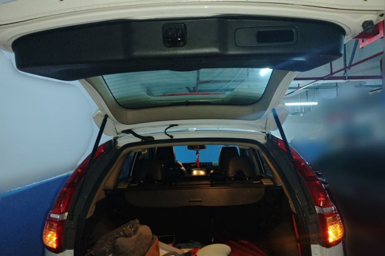 Used Honda CR-V 2015 2.0L two-wheel drive urban version Trunk