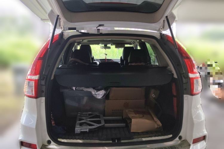 Used Honda CR-V 2015 2.0L two-wheel drive Fashion Edition Trunk