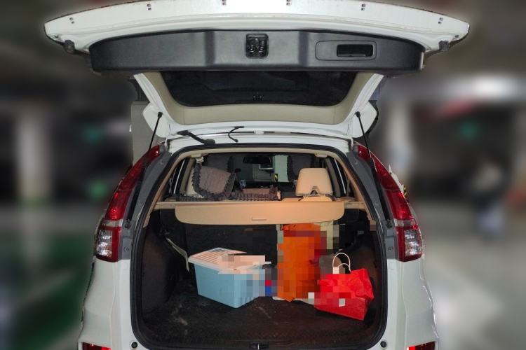 Used Honda CR-V 2015 2.0L two-wheel drive urban version Trunk