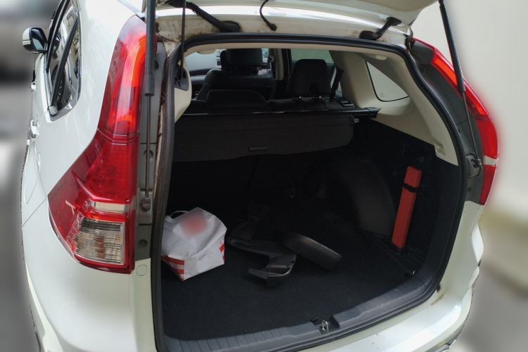 Used Honda CR-V 2015 2.4L Four-Wheel Drive Prestige Edition Trunk