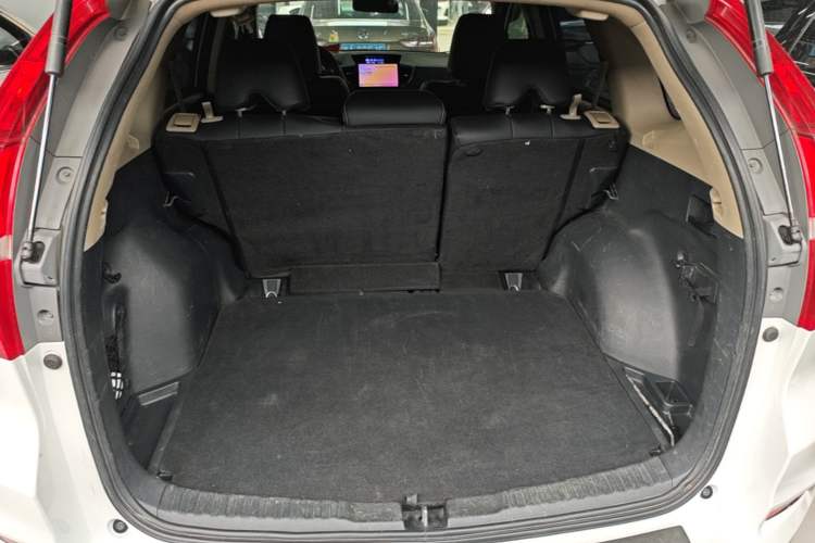 Used Honda CR-V 2015 2.0L two-wheel drive Fashion Edition Trunk