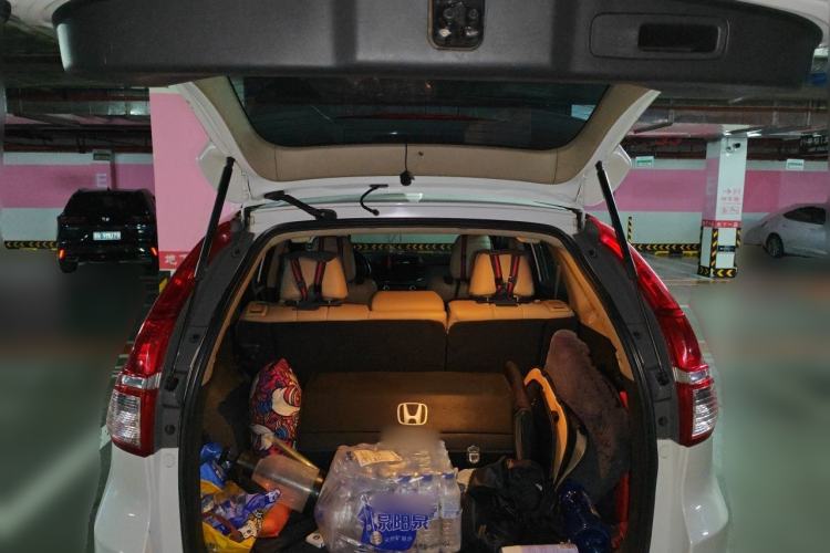 Used Honda CR-V 2015 2.0L two-wheel drive urban version Trunk