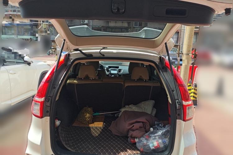 Used Honda CR-V 2015 2.0L two-wheel drive Fashion Edition Trunk