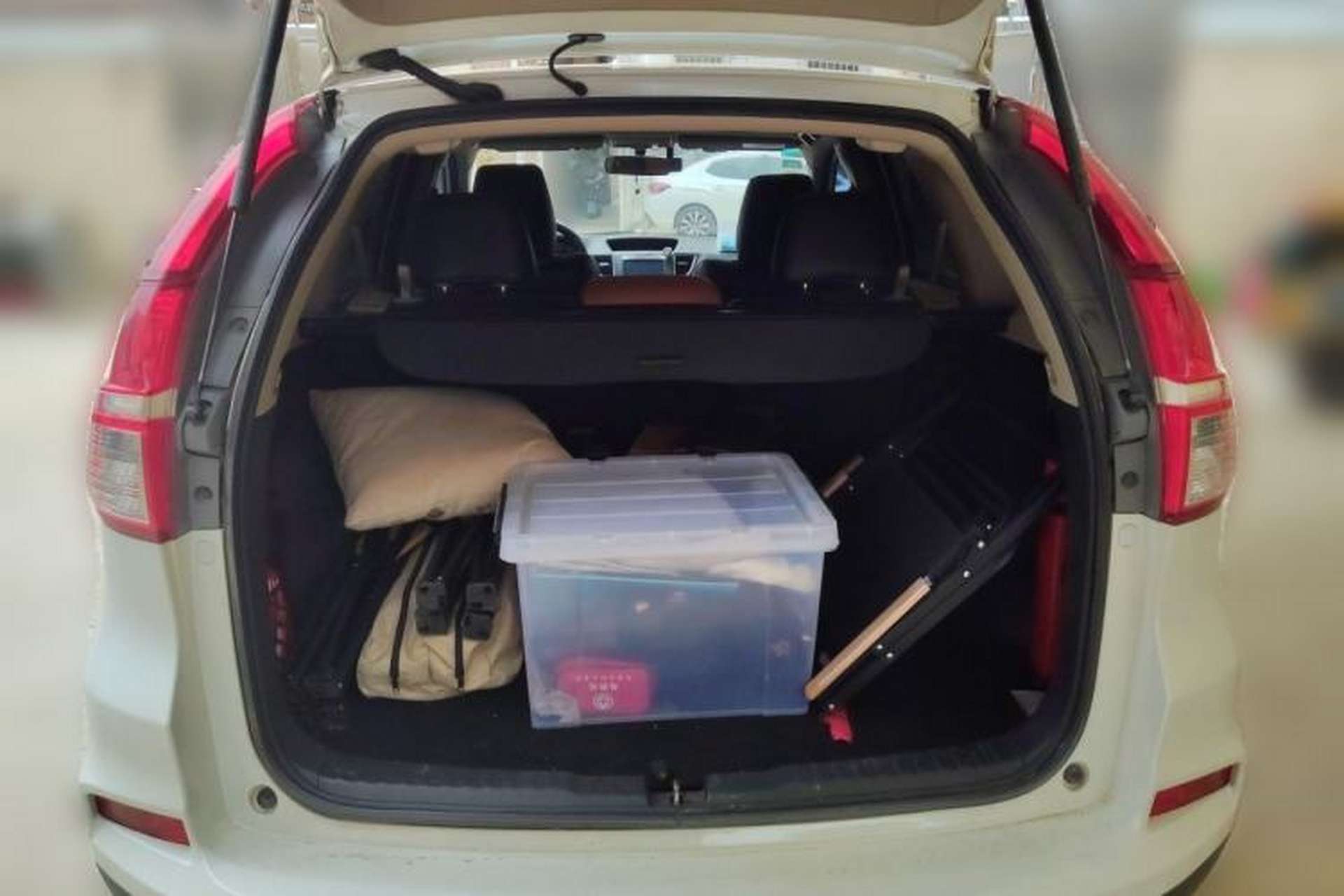 Used Honda CR-V 2015 2.0L two-wheel drive Fashion Edition Trunk