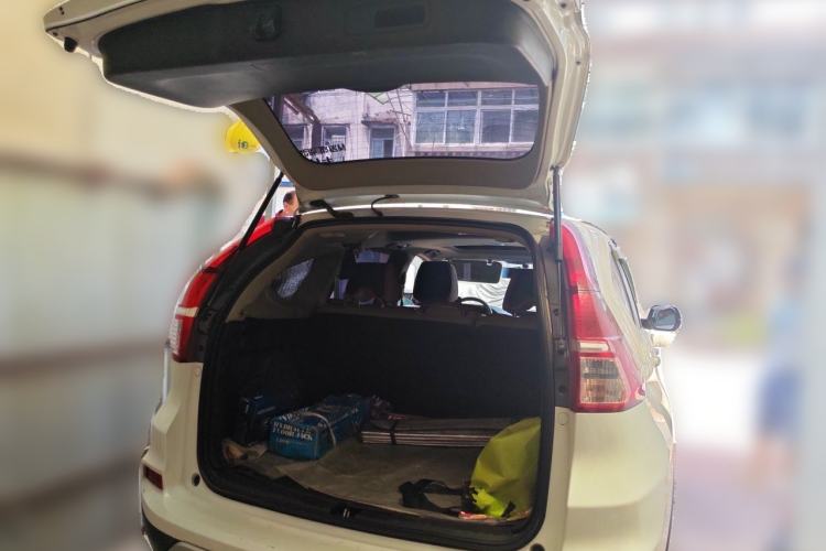Used Honda CR-V 2015 2.0L two-wheel drive Fashion Edition Trunk