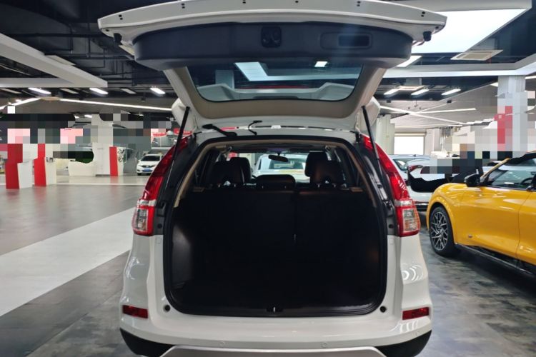 Used Honda CR-V 2015 2.0L two-wheel drive Fashion Edition Trunk
