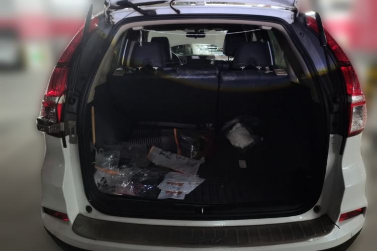 Used Honda CR-V 2015 2.0L two-wheel drive Fashion Edition Trunk