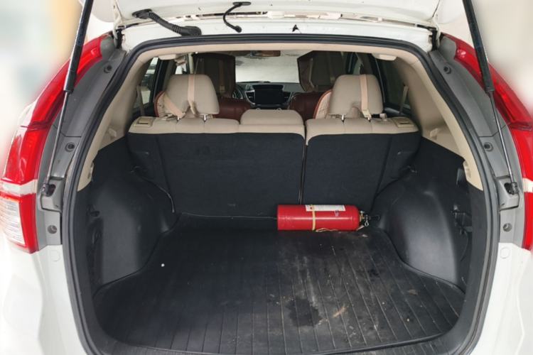 Used Honda CR-V 2015 2.0L two-wheel drive Fashion Edition Trunk