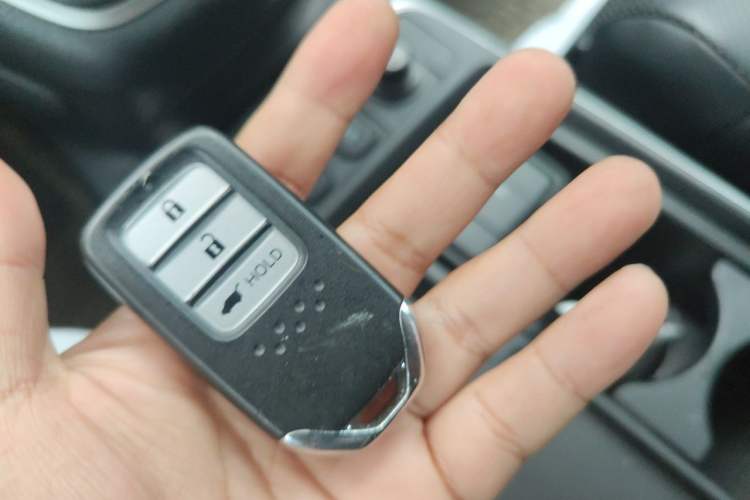Used Honda CR-V 2015 2.4L Four-Wheel Drive Prestige Edition Vehicle Key