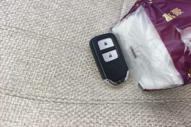 Used Honda CR-V 2015 2.0L two-wheel drive Fashion Edition Vehicle Key