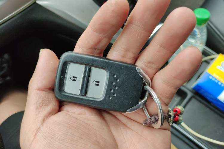 Used Honda CR-V 2015 2.0L two-wheel drive Fashion Edition Vehicle Key