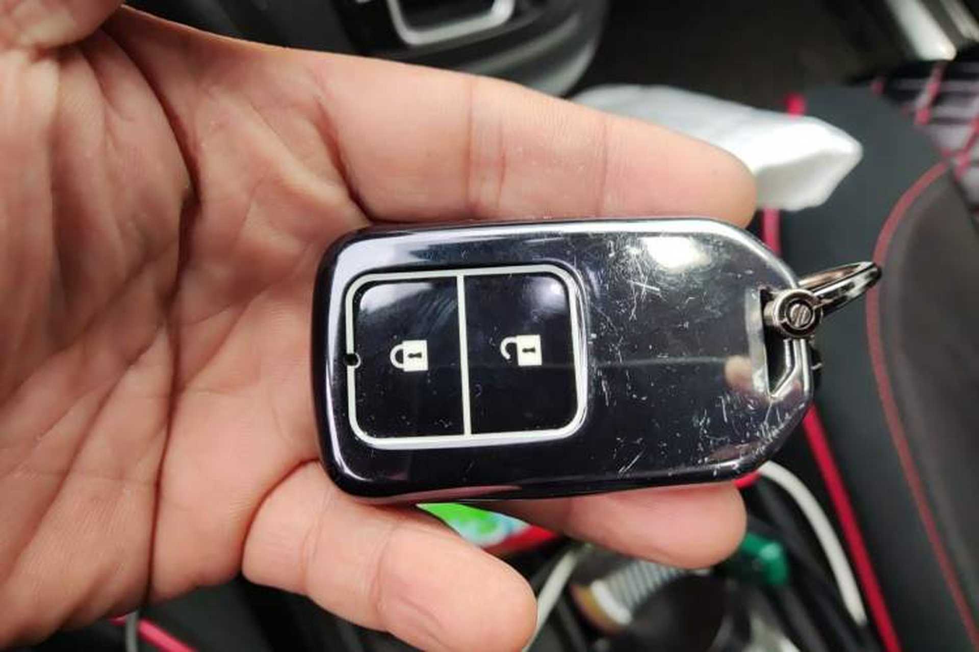 Used Honda CR-V 2015 2.0L Four-Wheel Drive Fashion Edition Vehicle Key