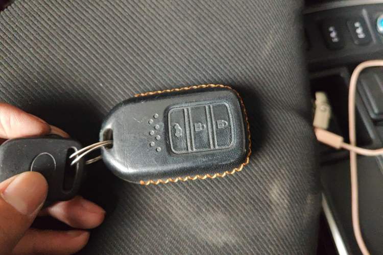 Used Honda CR-V 2015 2.4L Four-Wheel Drive Prestige Edition Vehicle Key