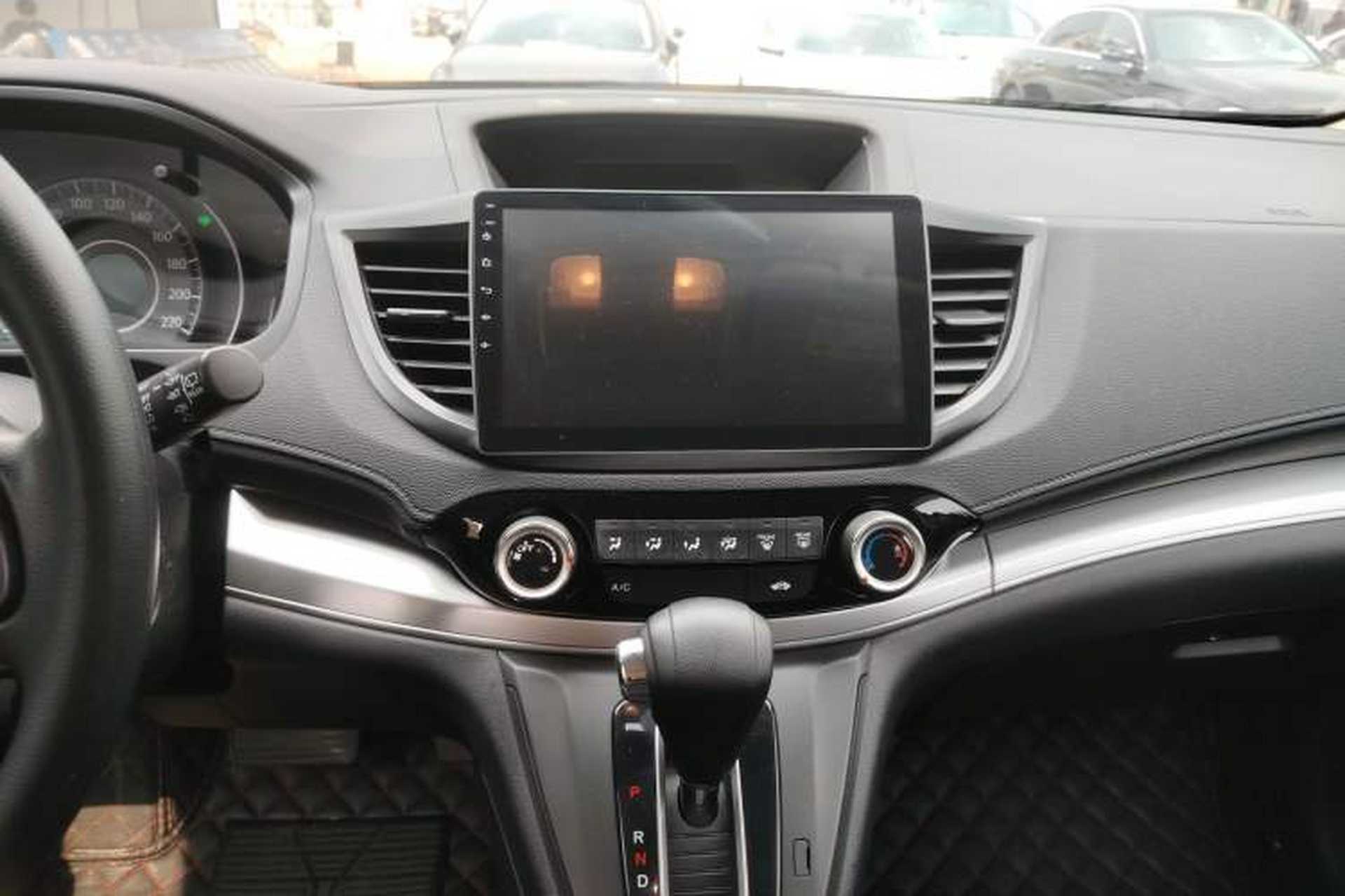 Used Honda CR-V 2016 2.0L Two-Wheel Drive Classic Edition Audio And AC Panel