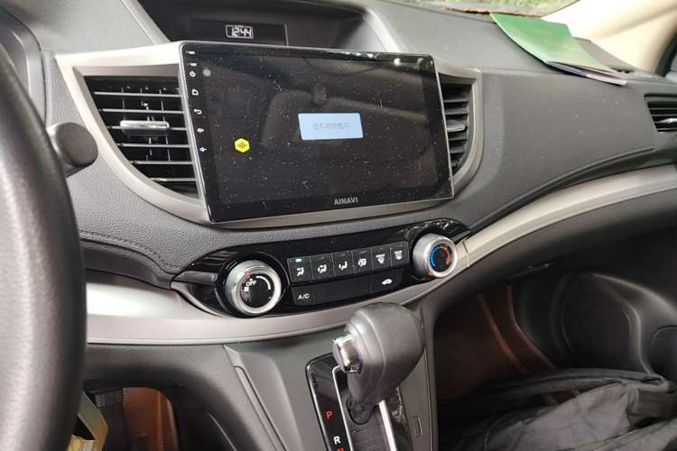 Used Honda CR-V 2016 2.0L two-wheel drive Urban Edition Audio And AC Panel