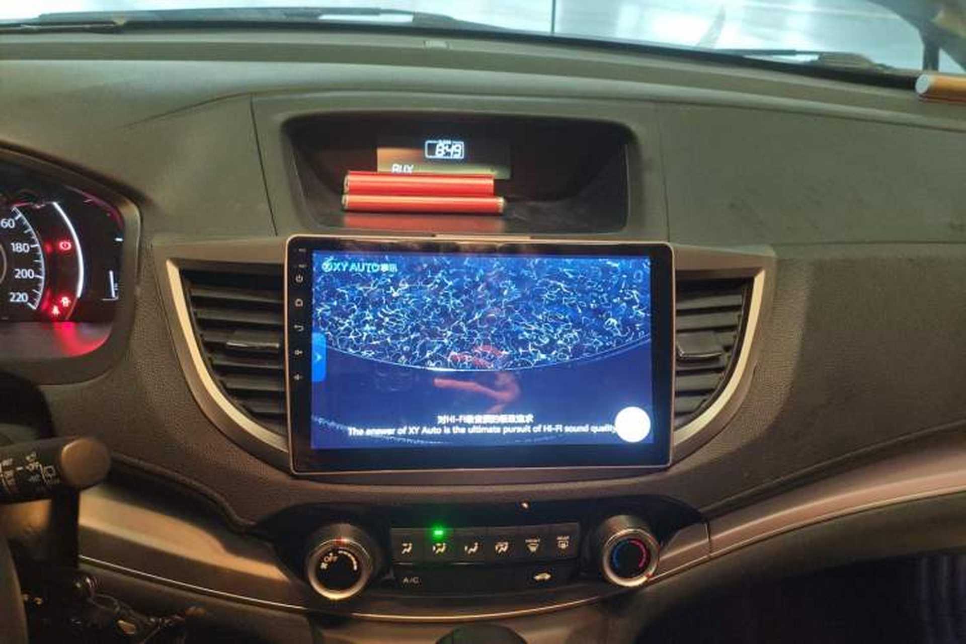 Used Honda CR-V 2016 2.0L two-wheel drive Urban Edition Audio And AC Panel