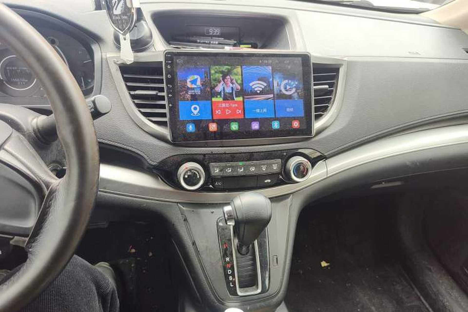 Used Honda CR-V 2016 2.0L Two-Wheel Drive Classic Edition Audio And AC Panel