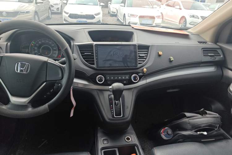 Used Honda CR-V 2016 2.0L Two-Wheel Drive Classic Edition Audio And AC Panel