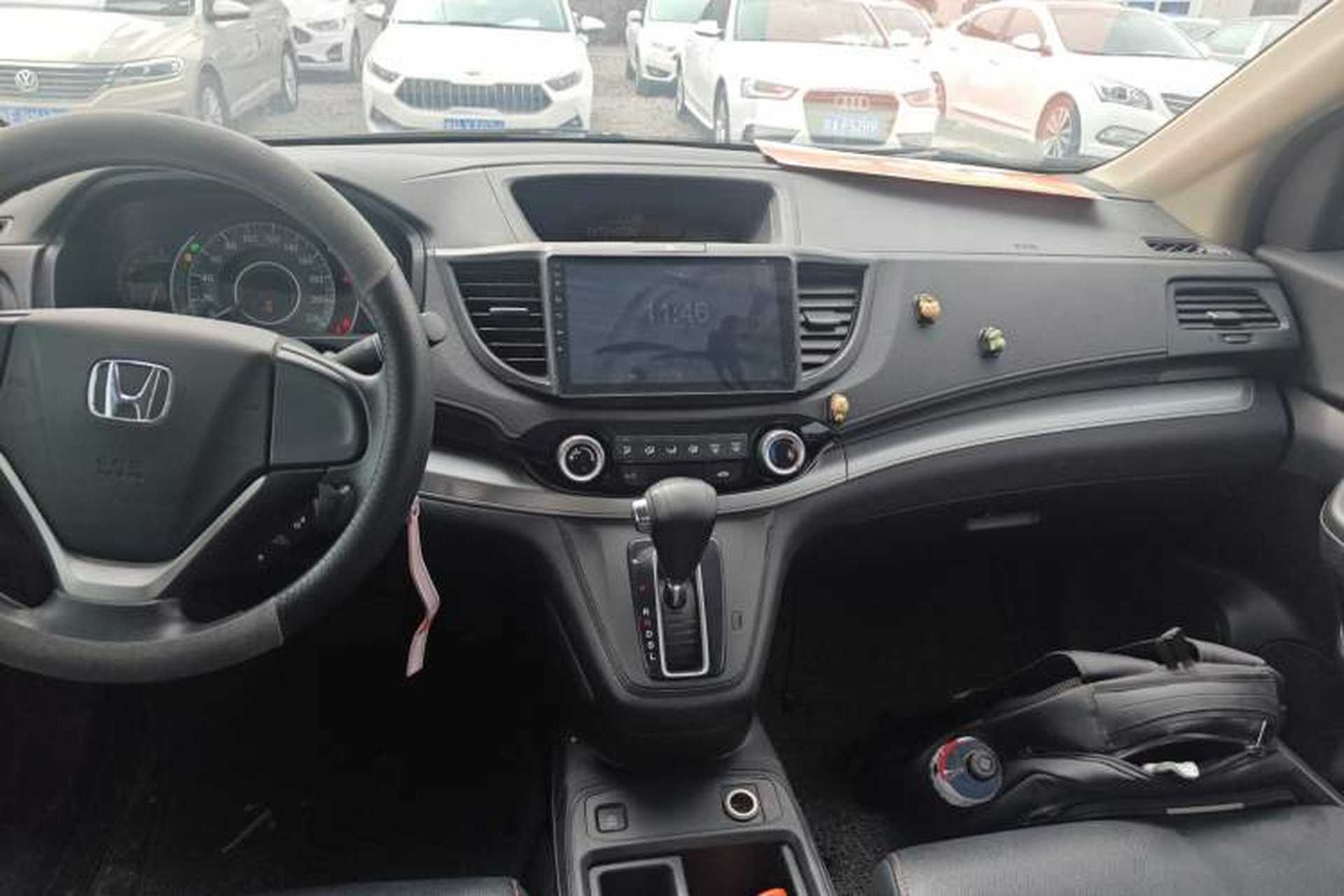 Used Honda CR-V 2016 2.0L Two-Wheel Drive Classic Edition Audio And AC Panel