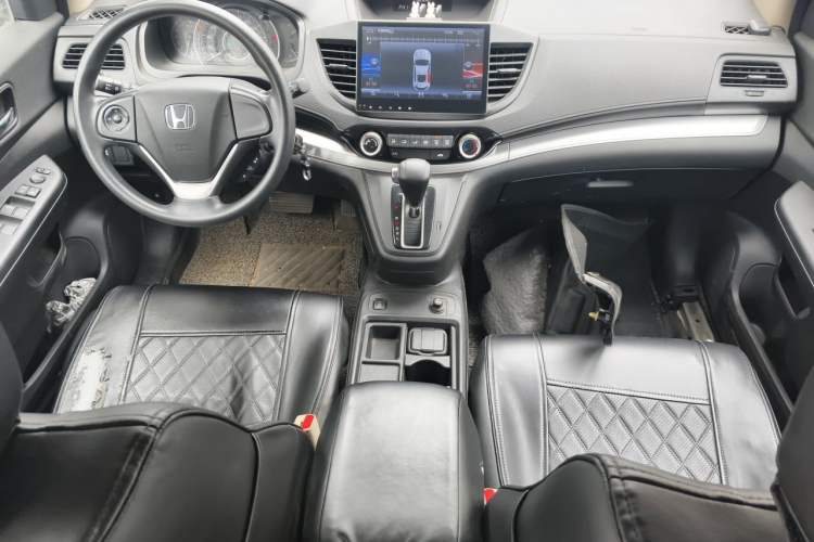 Used Honda CR-V 2016 2.0L Two-Wheel Drive Classic Edition Center Console