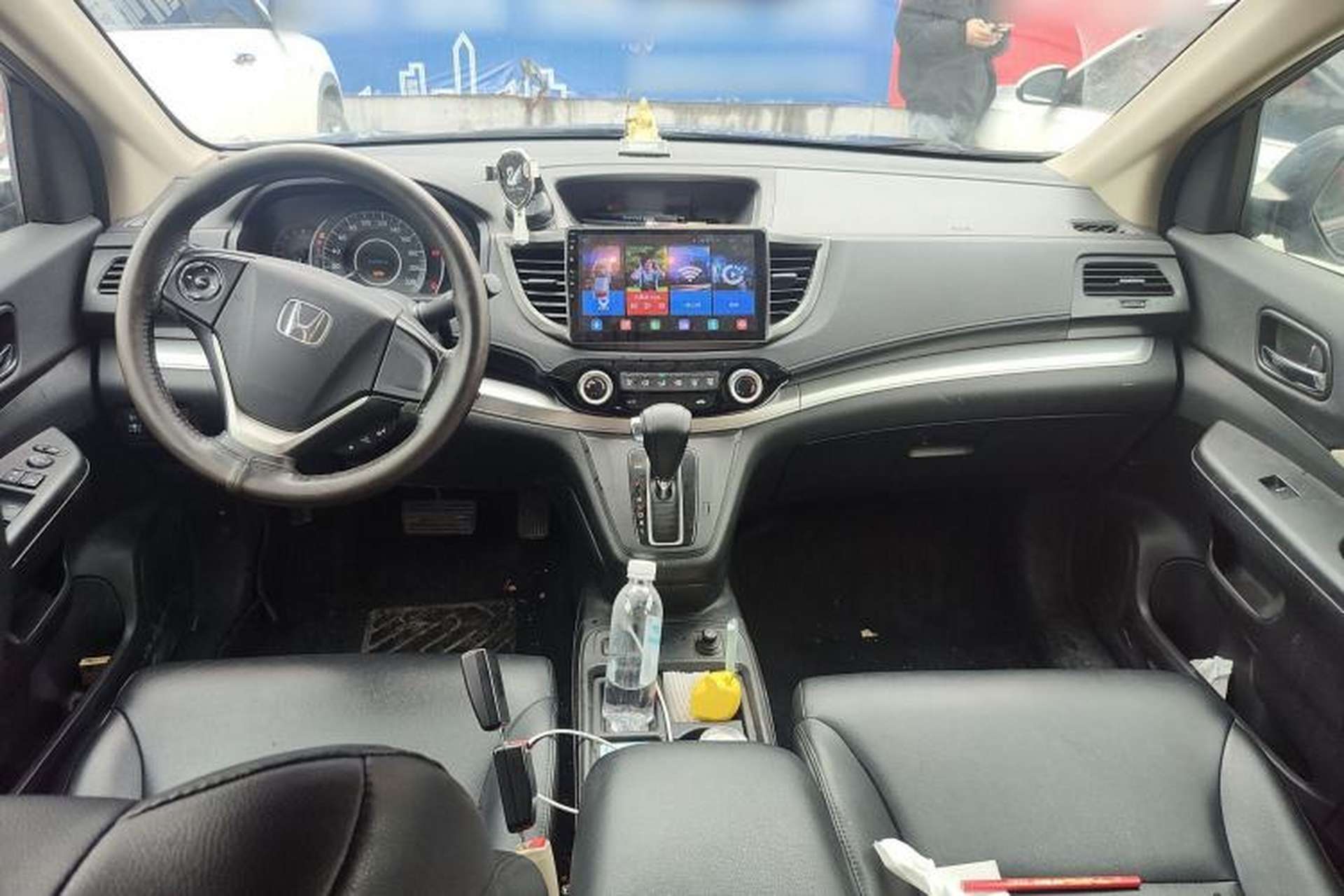 Used Honda CR-V 2016 2.0L Two-Wheel Drive Classic Edition Center Console