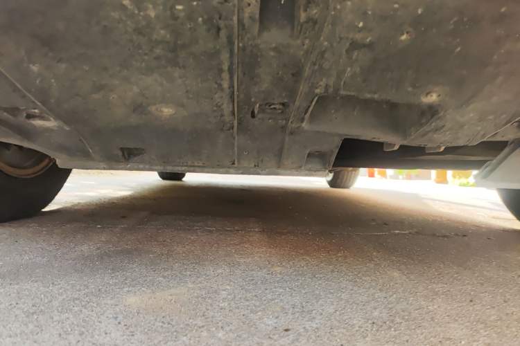 Used Honda CR-V 2016 2.0L two-wheel drive Urban Edition Chassis Front