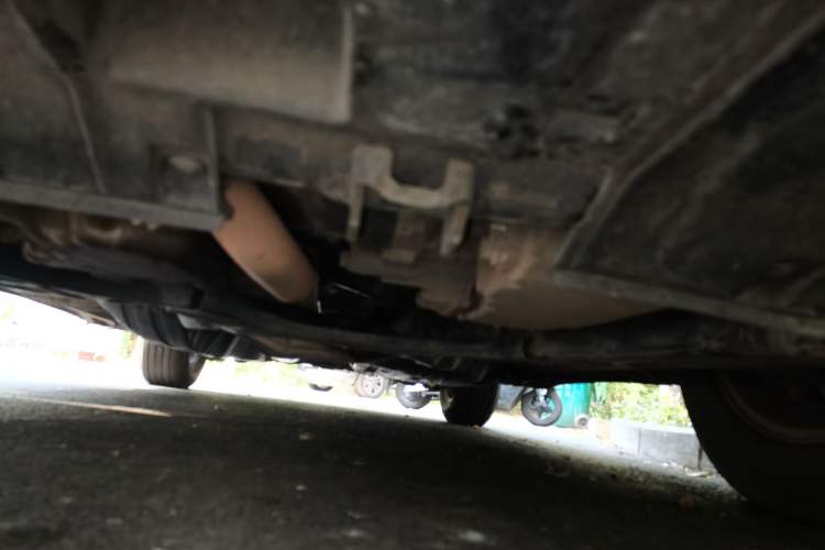 Used Honda CR-V 2016 2.0L two-wheel drive Urban Edition Chassis Front