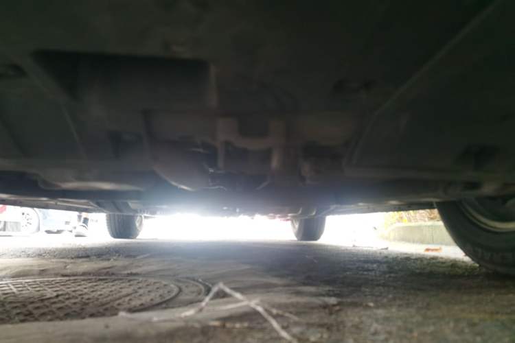 Used Honda CR-V 2016 2.0L two-wheel drive Urban Edition Chassis Front