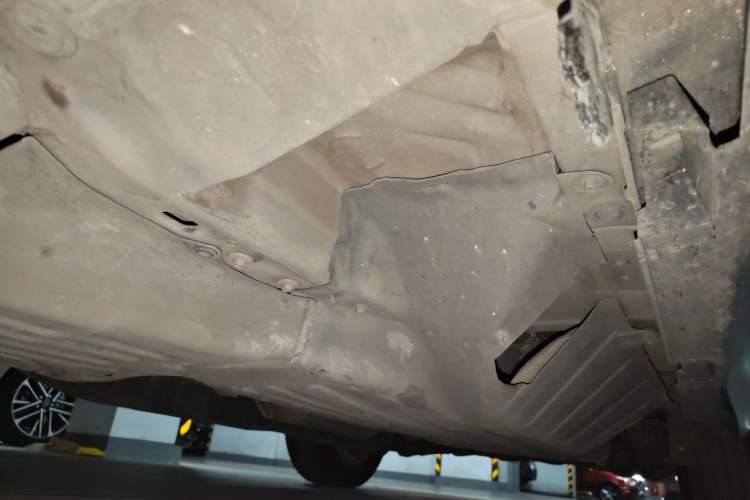 Used Honda CR-V 2016 2.0L Two-Wheel Drive Classic Edition Chassis Front Left
