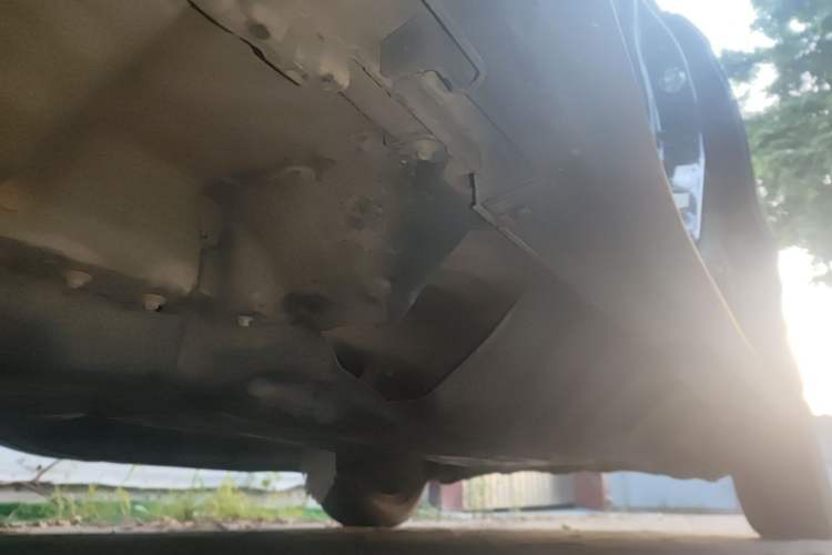 Used Honda CR-V 2016 2.0L two-wheel drive Urban Edition Chassis Front Left