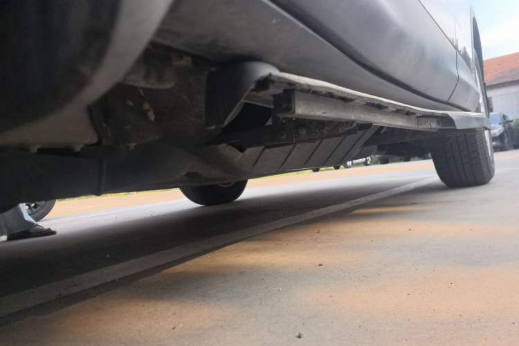 Used Honda CR-V 2016 2.0L Two-Wheel Drive Classic Edition Chassis Front Left