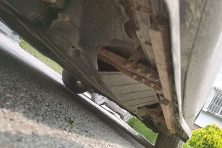 Used Honda CR-V 2016 2.0L Two-Wheel Drive Classic Edition Chassis Front Left