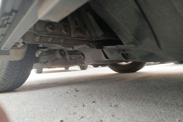 Used Honda CR-V 2016 2.0L Two-Wheel Drive Classic Edition Chassis Front Left
