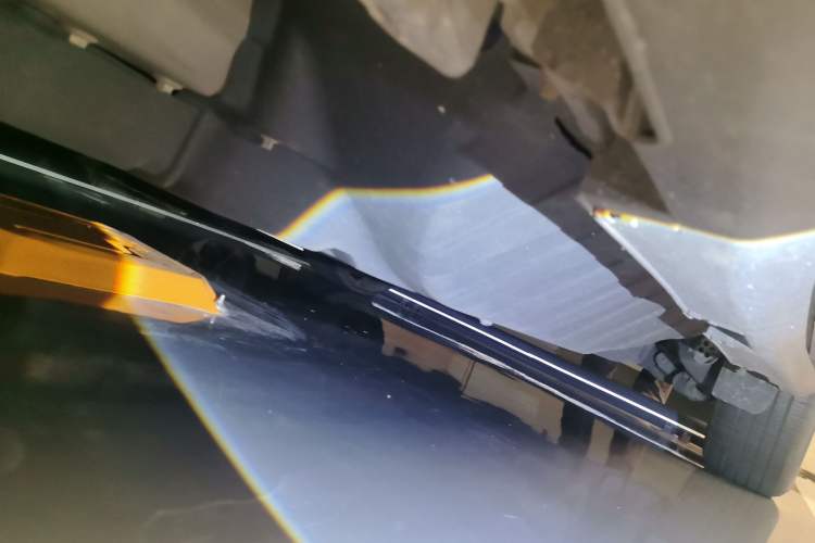 Used Honda CR-V 2016 2.0L two-wheel drive Urban Edition Chassis Front Left