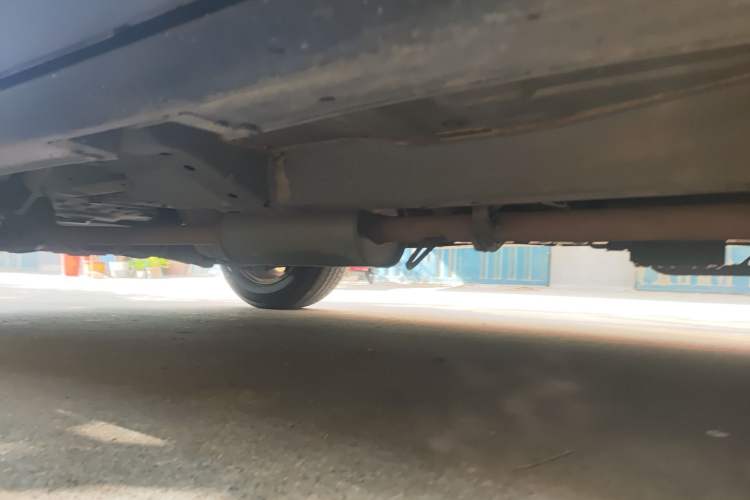 Used Honda CR-V 2016 2.0L two-wheel drive Urban Edition Chassis Front Right