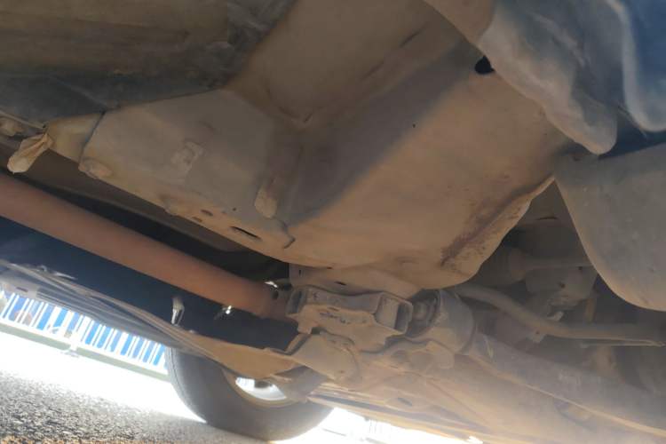 Used Honda CR-V 2016 2.0L two-wheel drive Urban Edition Chassis Front Right
