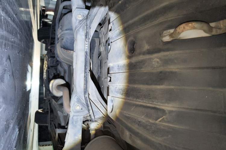 Used Honda CR-V 2016 2.0L two-wheel drive Urban Edition Chassis Rear