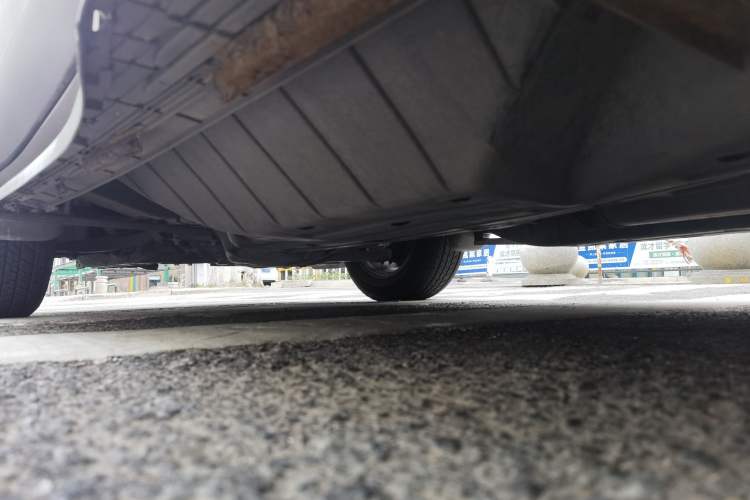 Used Honda CR-V 2016 2.0L two-wheel drive Urban Edition Chassis Rear Left