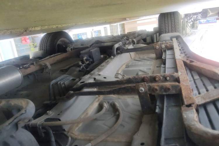 Used Honda CR-V 2016 2.0L two-wheel drive Urban Edition Chassis Rear Left
