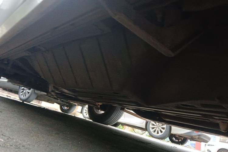 Used Honda CR-V 2016 2.0L two-wheel drive Urban Edition Chassis Rear Left