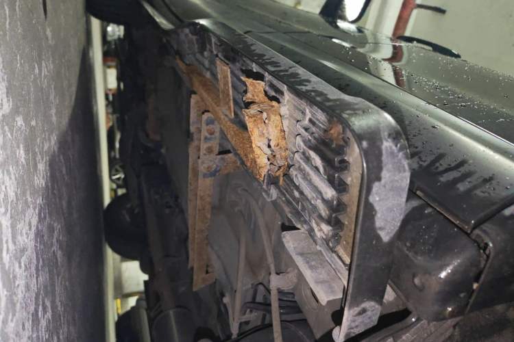 Used Honda CR-V 2016 2.0L two-wheel drive Urban Edition Chassis Rear Left