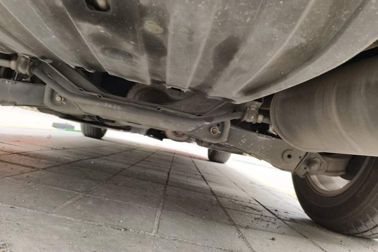 Used Honda CR-V 2016 2.0L two-wheel drive Urban Edition Chassis Rear