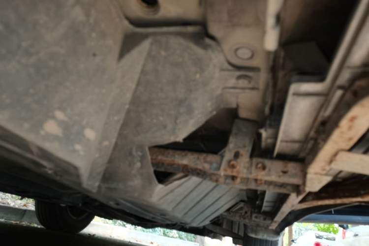 Used Honda CR-V 2016 2.0L two-wheel drive Urban Edition Chassis Rear Right