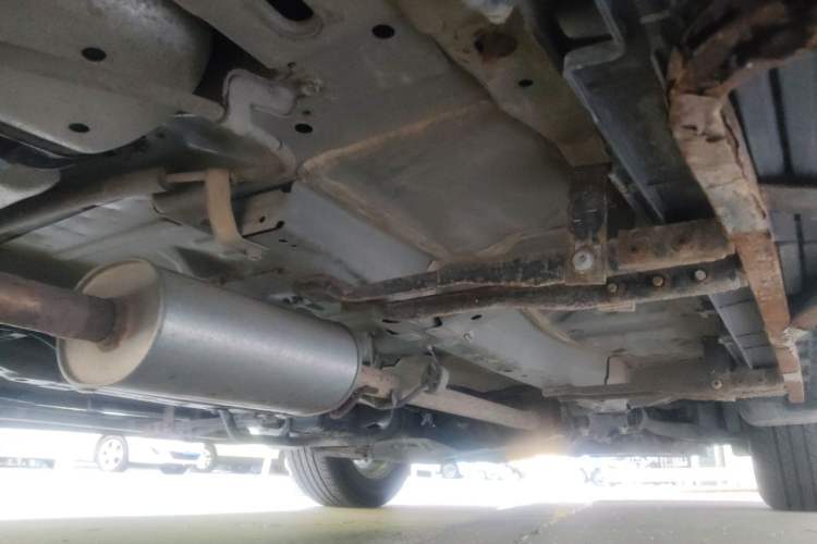 Used Honda CR-V 2016 2.0L two-wheel drive Urban Edition Chassis Rear Right