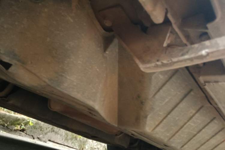 Used Honda CR-V 2016 2.0L two-wheel drive Urban Edition Chassis Rear Right