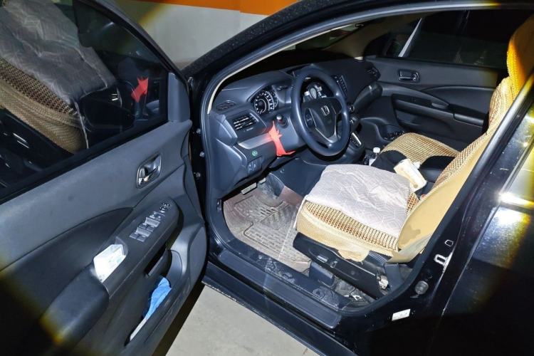 Used Honda CR-V 2016 2.0L Two-Wheel Drive Classic Edition Driver Seat
