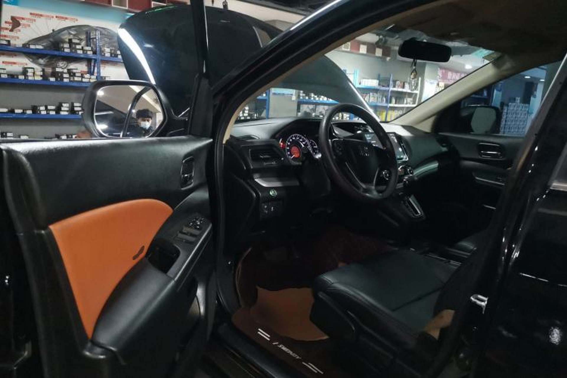Used Honda CR-V 2016 2.0L Two-Wheel Drive Classic Edition Driver Seat