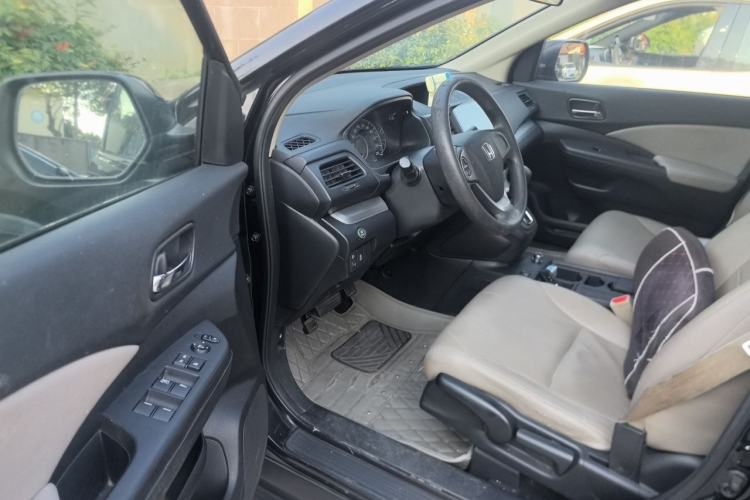 Used Honda CR-V 2016 2.0L Two-Wheel Drive Classic Edition Driver Seat