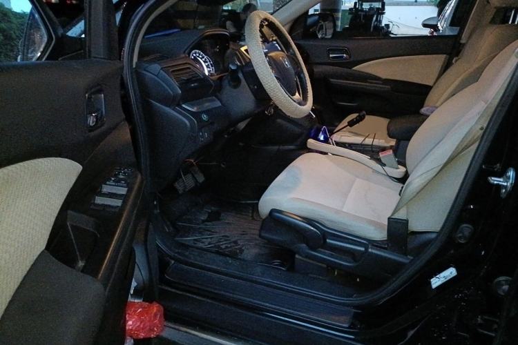 Used Honda CR-V 2016 2.0L Two-Wheel Drive Classic Edition Driver Seat