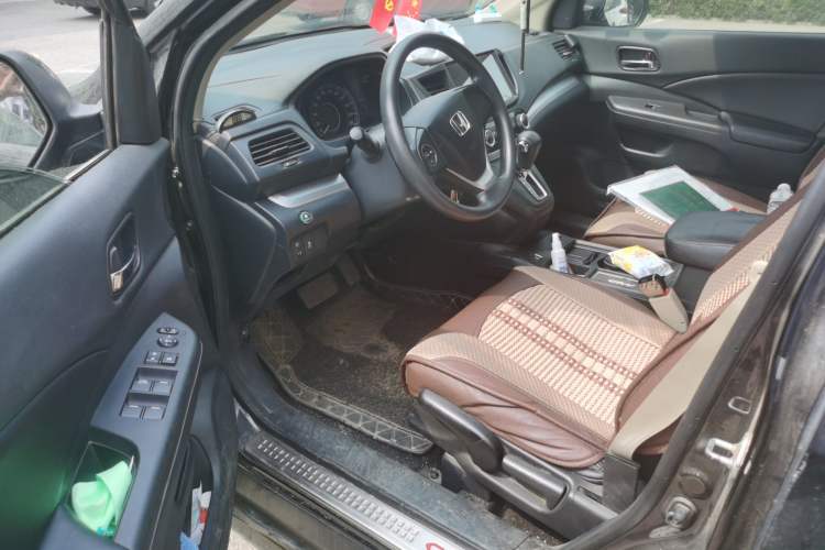 Used Honda CR-V 2016 2.0L Two-Wheel Drive Classic Edition Driver Seat